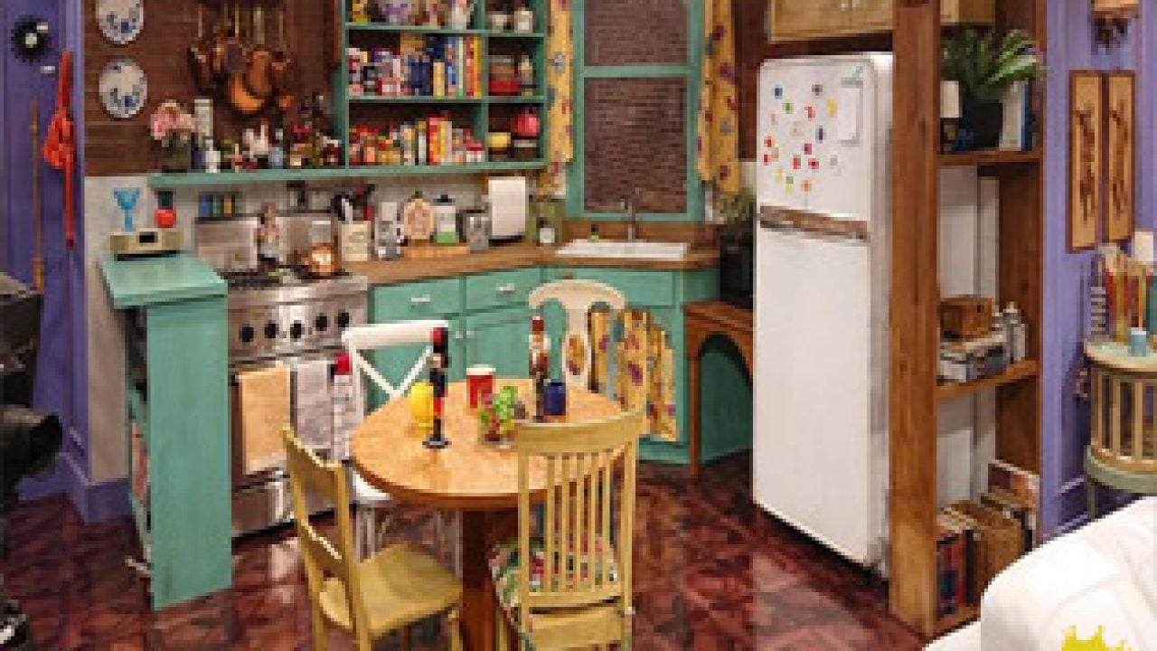7 Of Our Favorite Tv Show Kitchens Kitchen Cabinet Kings