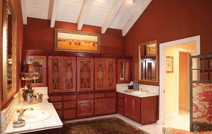 11 Red Bathroom Ideas For The Fearlessly Bold