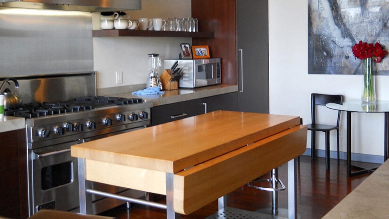 kitchen prep island with seating