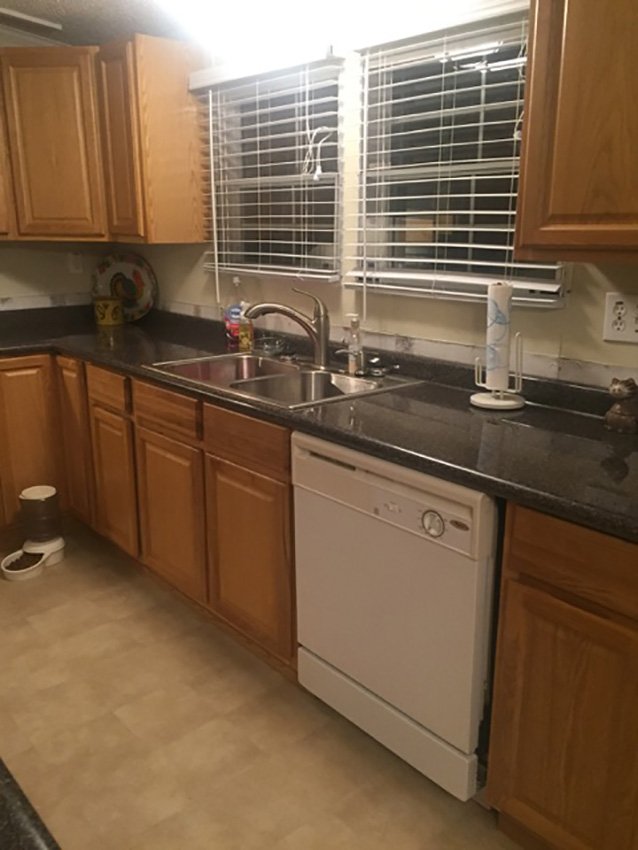 Carolina Oak cabinets, photo 13