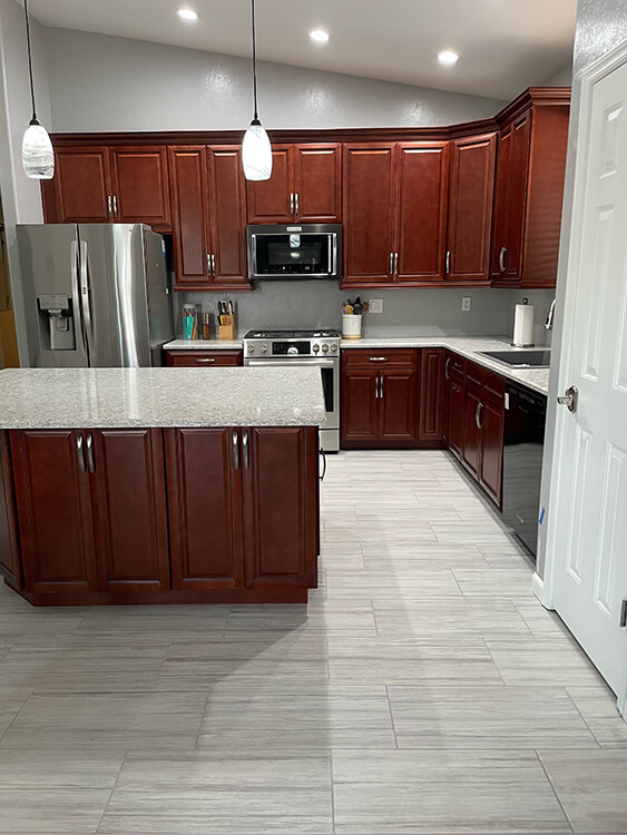 Cherry Glaze cabinets, photo 22