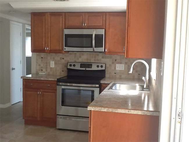 Cinnamon Glaze cabinets, photo 5