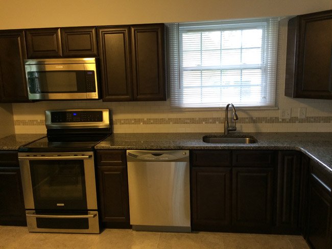 Espresso cabinets, photo 18