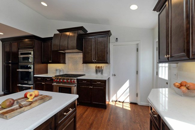 Espresso cabinets, photo 44