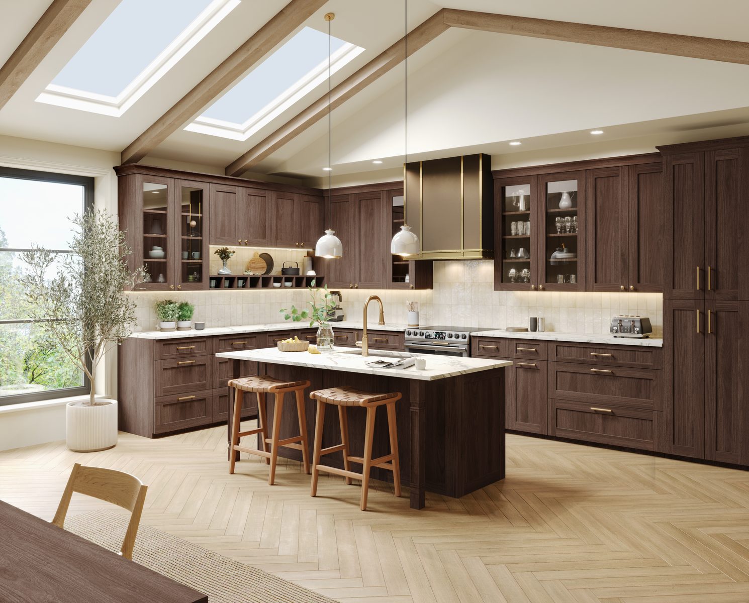 Estate Brown Shaker cabinets, photo 1