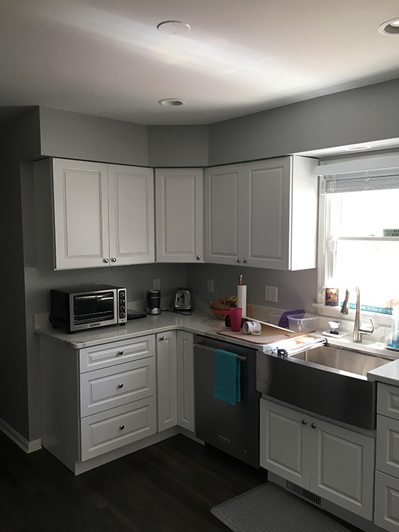 Gramercy White cabinets, photo 74