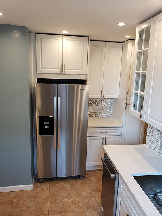 Gramercy White cabinets, photo 76
