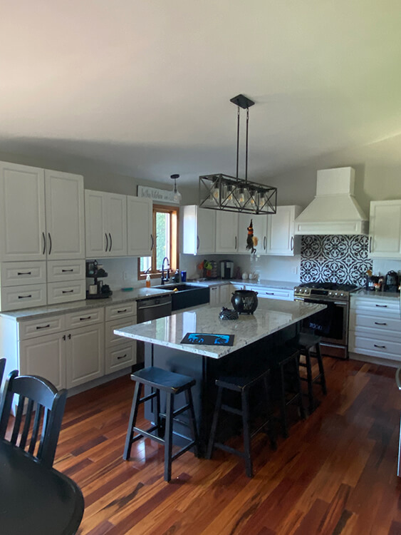 Gramercy White cabinets, photo 92