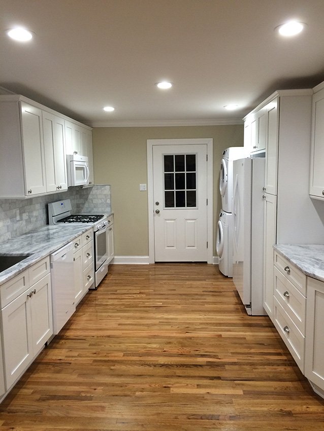 Ice White Shaker cabinets, photo 76