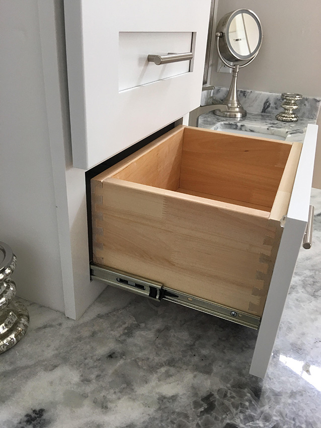 Ice White Shaker cabinets, photo 154