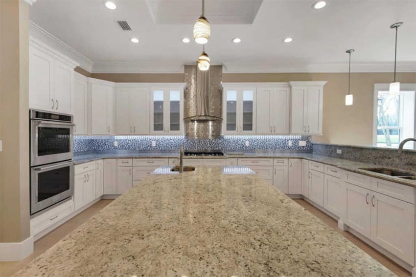 Ice White Shaker cabinets, photo 6