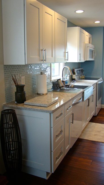 Ice White Shaker cabinets, photo 185
