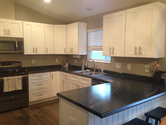 Ice White Shaker cabinets, photo 51