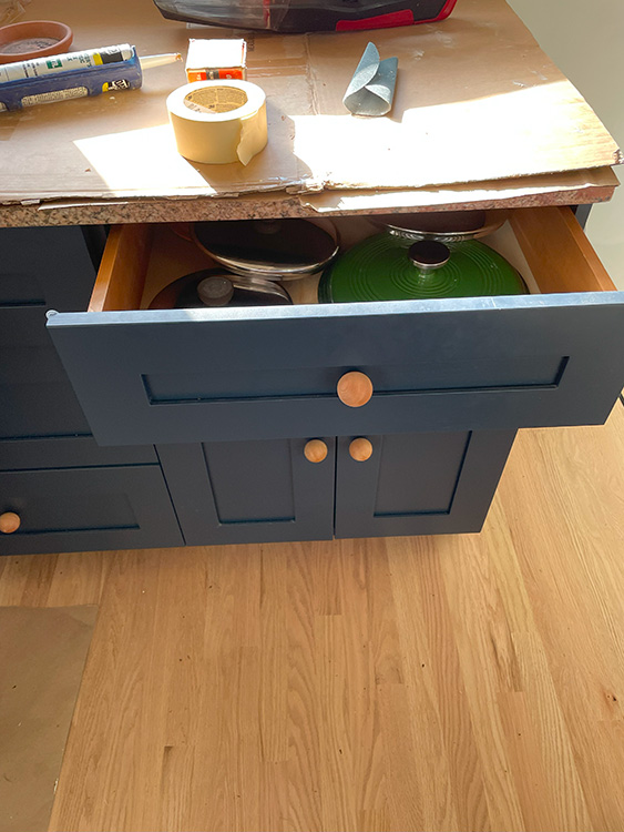 Imperial Blue cabinets, photo 33