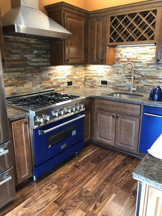 Riverside Chestnut cabinets, photo 2