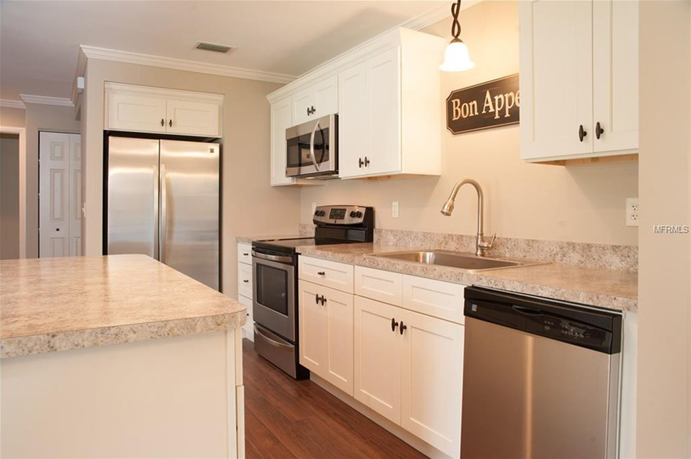 Shaker Antique White