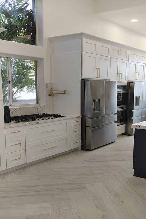 Shaker Arctic cabinets, photo 32
