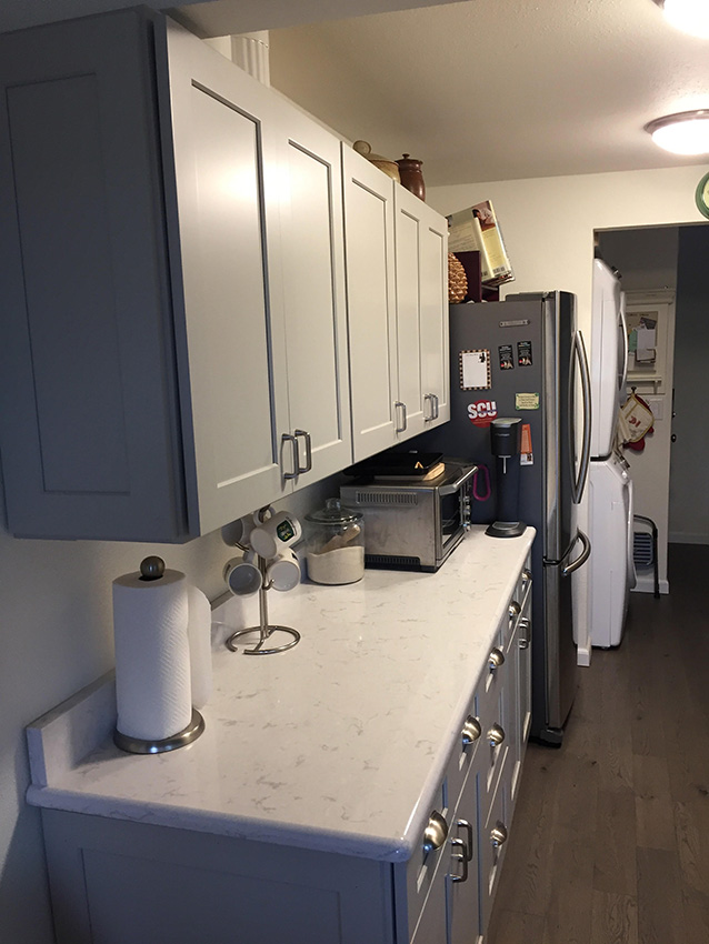 Shaker Light Gray cabinets, photo 3