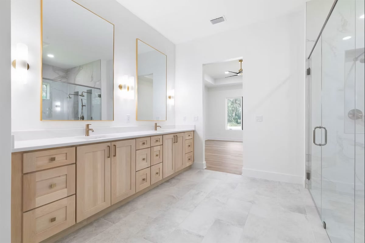 Versa Shaker cabinets, photo 8