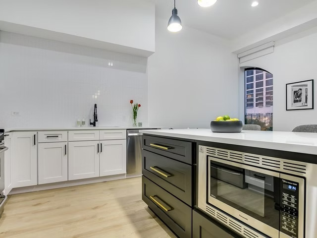 Versa Shaker cabinets, photo 32