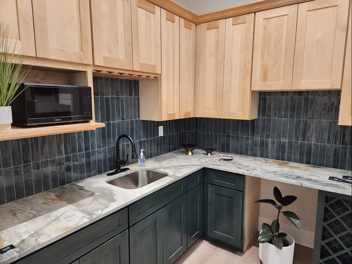 Versa Shaker cabinets, photo 6